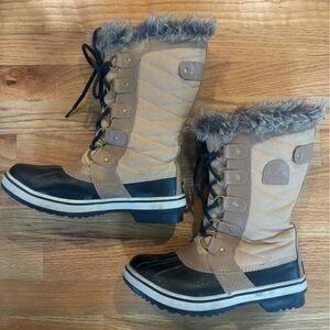 SOREL Women’s Joan of Artic Boots Size 7